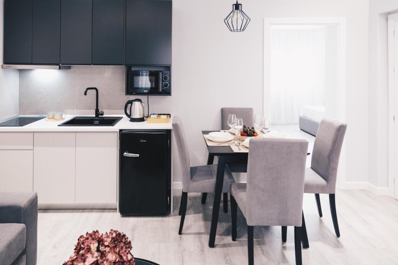 Mono Boutique Apartments Тирана Экстерьер фото