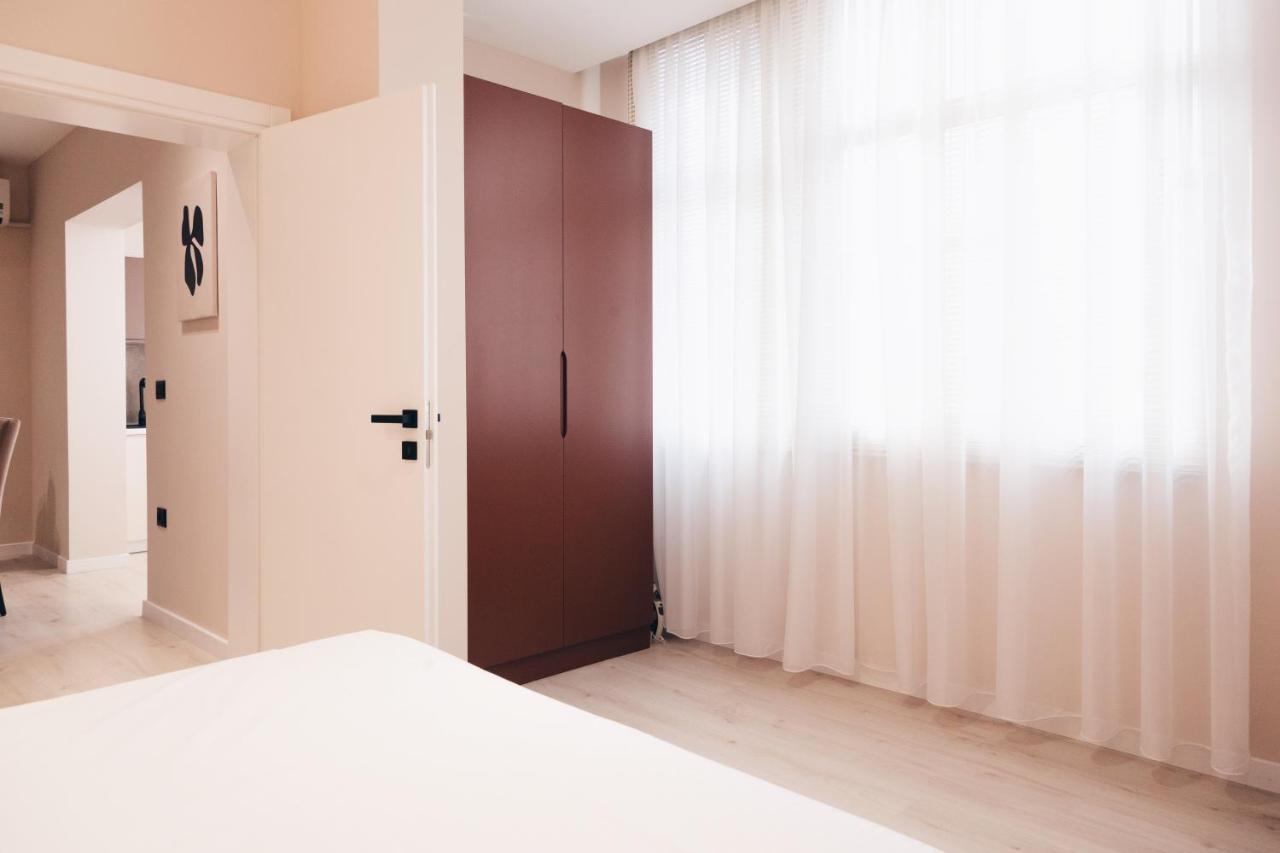 Mono Boutique Apartments Тирана Экстерьер фото