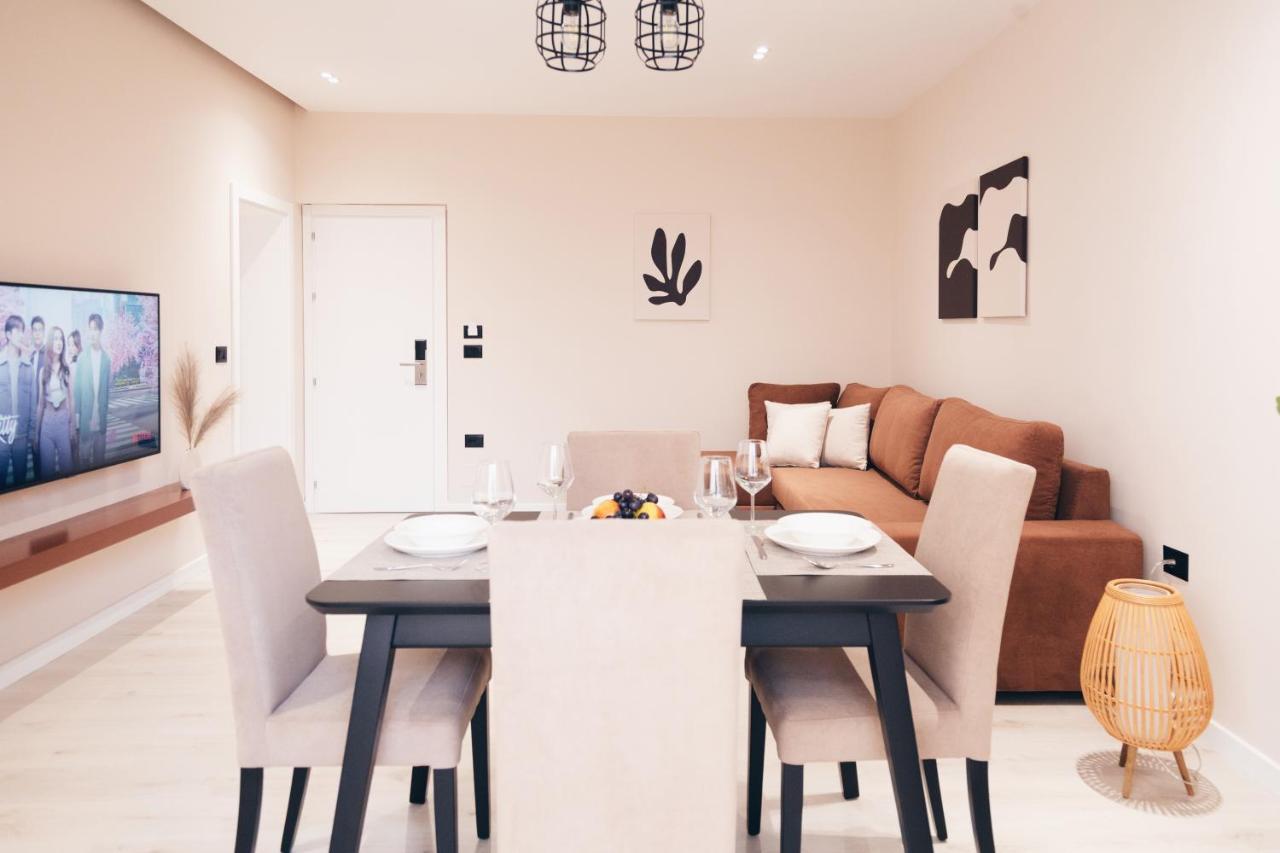 Mono Boutique Apartments Тирана Экстерьер фото